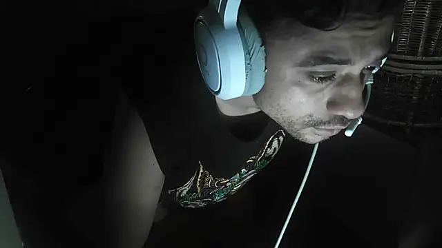 ZonaHOT420 online show from March 10, 7:09 pm