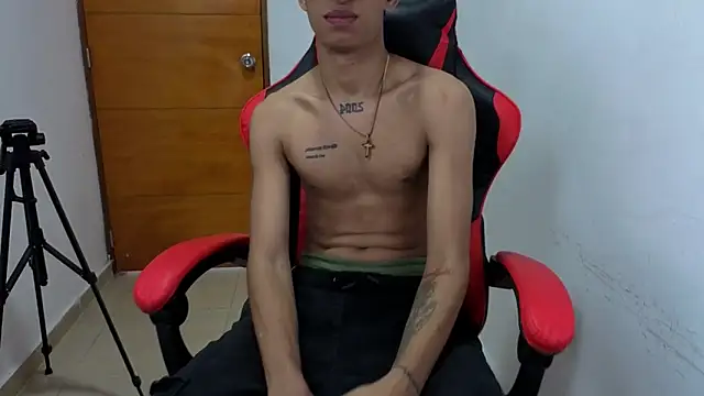 sung yol online show from March 25, 4:44 pm