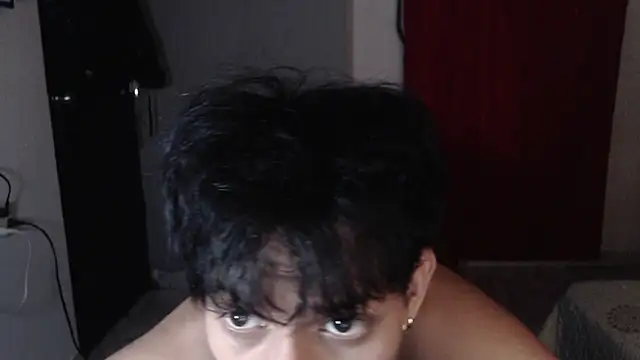 Snapshot of sung_yol chatting on October 12, 6:51 am sung yol online show from October 12, 6:51 am