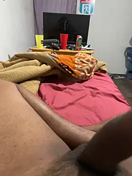 Monspeet 01 online show from December 2, 10:40 am