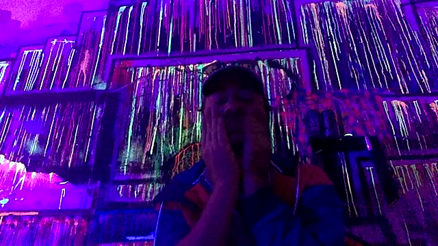 3615-ULLA online show from April 18, 3:35 pm