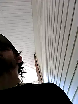 high3ndlowlife online show from October 21, 6:44 pm