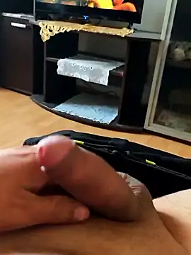 flr196 online show from March 18, 9:01 am