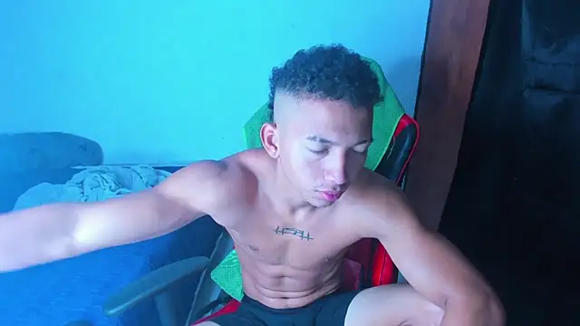 JuanchiT66 online show from April 22, 2:11 pm