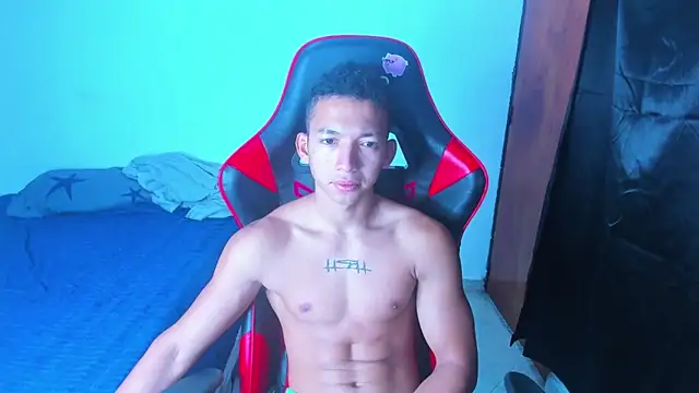 JuanchiT66 online show from April 18, 12:39 pm