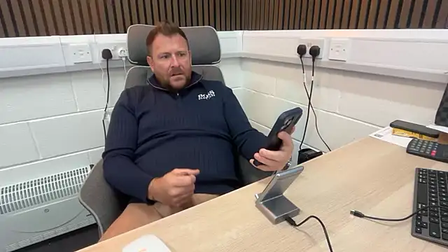 bilf1978 online show from April 24, 10:06 am