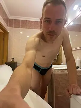 Skinny0150 online show from May 22, 8:58 pm