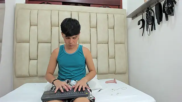 Snapshot of Felipe_Cold chatting on September 10, 2:43 am Felipe Cold online show from September 10, 2:43 am