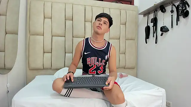 Snapshot of Felipe_Cold chatting on September 14, 2:02 am Felipe Cold online show from September 14, 2:02 am