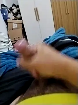 Hiderr online show from March 3, 4:14 pm