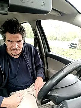 twitshe online show from October 29, 11:13 am