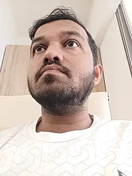 VJ17 online show from October 26, 6:37 am