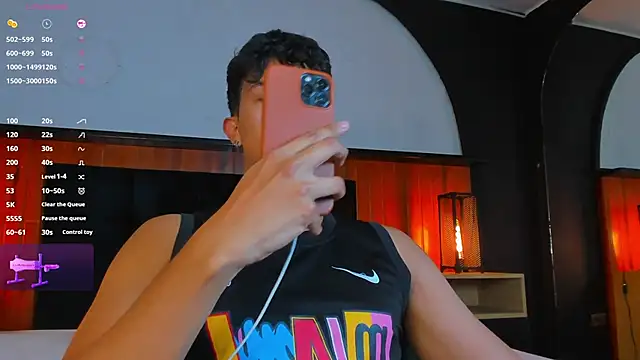 Leo Savage  online show from April 25, 3:53 am