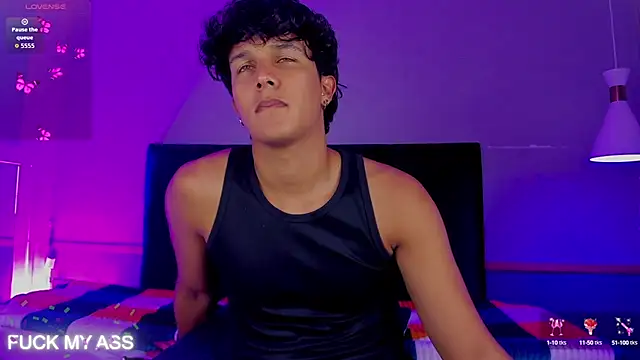 Snapshot of Leo_Savage_ chatting on September 14, 4:03 am Leo Savage online show from September 14, 4:03 am
