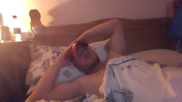 DadbodG online show from October 28, 11:18 pm