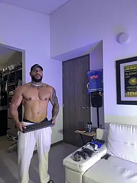 Andrew Johnnson online show from April 22, 1:27 pm