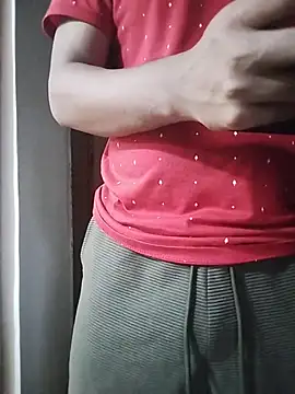 COme8989 online show from January 13, 12:20 pm