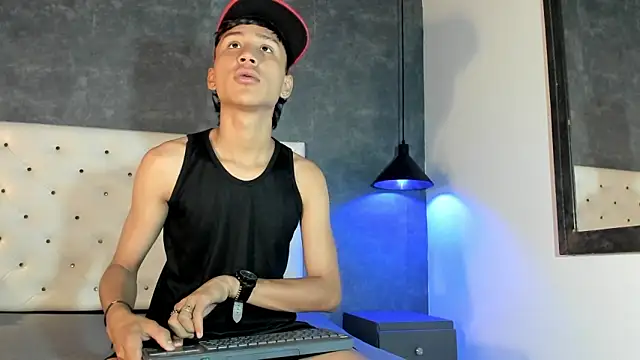 Daddy Darcks online show from November 9, 1:48 pm