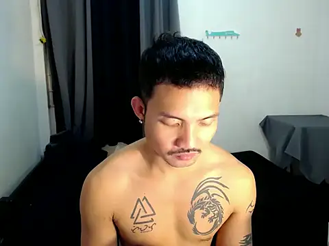 Thefriskyasian online show from February 5, 3:19 pm