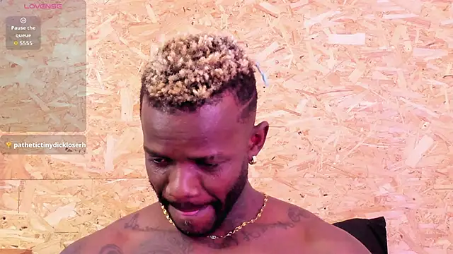 santiblack7 online show from December 5, 3:24 am