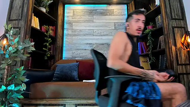 Donovan Desmond online show from April 23, 8:11 pm