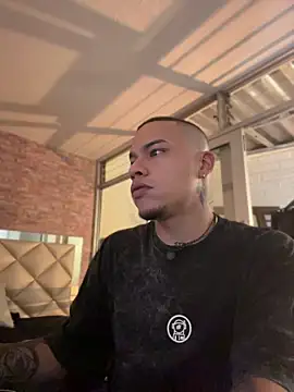 AlphaMasterXxx online show from April 21, 3:02 am