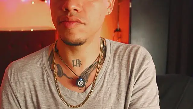 AlphaMasterXxx online show from March 19, 12:30 pm