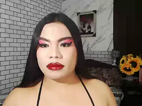 TSbrianaHugeCock online show from October 8, 7:57 am