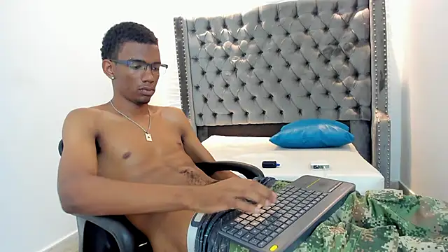 nero reyd online show from November 22, 8:19 pm