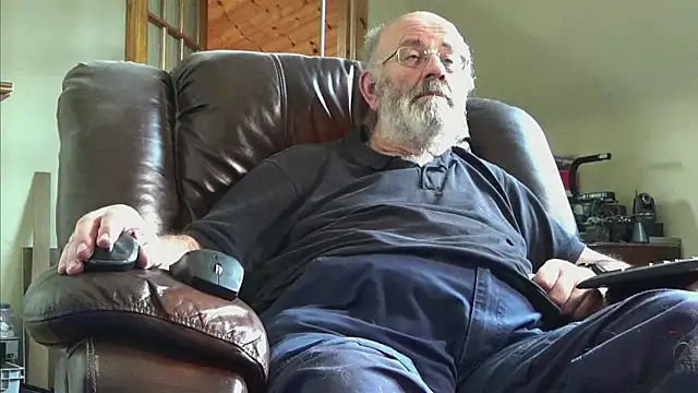 janzer13 online show from February 12, 2:12 pm