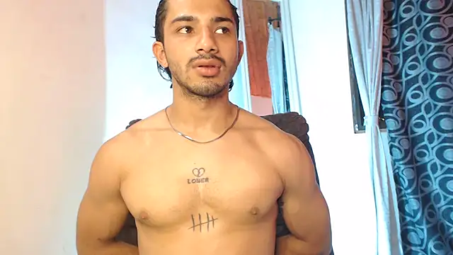 ArturoCardona  online show from August 9, 3:23 am