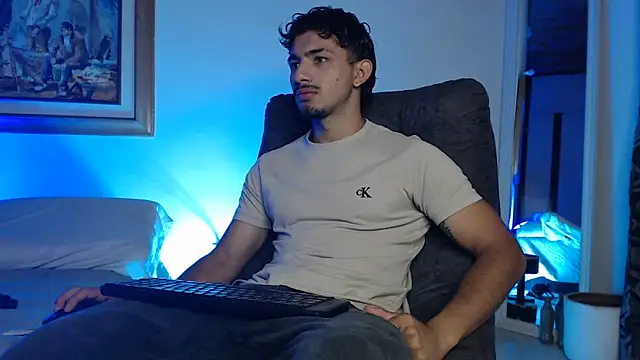 ArturoCardona  online show from April 23, 12:20 pm