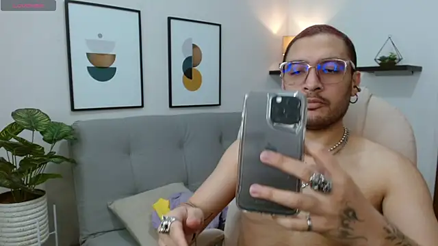   Damian    online show from October 11, 12:25 am