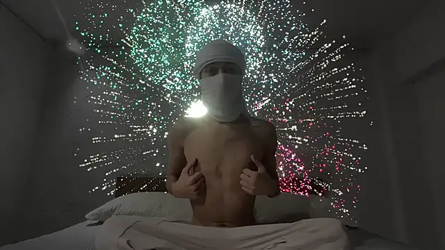 holydirt luxeno1 online show from March 4, 8:27 pm