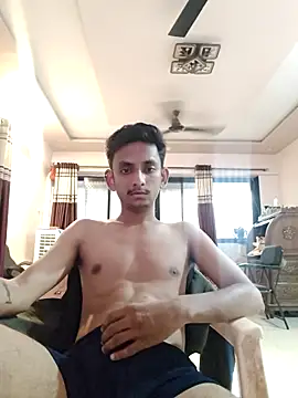 yung cplz online show from April 5, 9:28 am