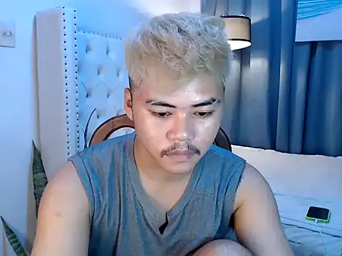 hot emman online show from April 26, 6:48 pm