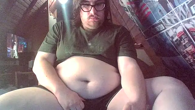 chubbyDavid1998 online show from April 25, 4:59 pm