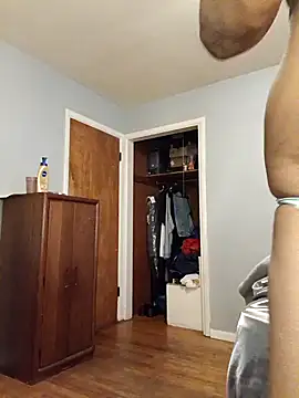 funandfreakyguy 97 online show from April 25, 4:26 pm