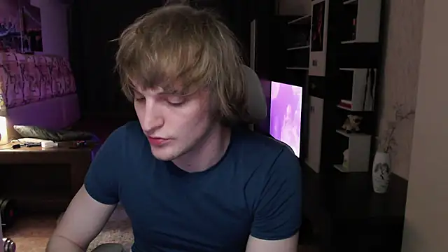 Playersuperstar online show from April 11, 9:51 pm