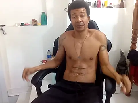 Snapshot of moreno25centimetro chatting on October 15, 1:30 pm moreno25centimetro online show from October 15, 1:30 pm
