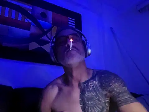 Johhan79 online show from November 21, 5:50 am