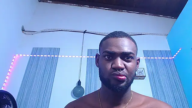 eebony stallion online show from October 22, 3:21 am