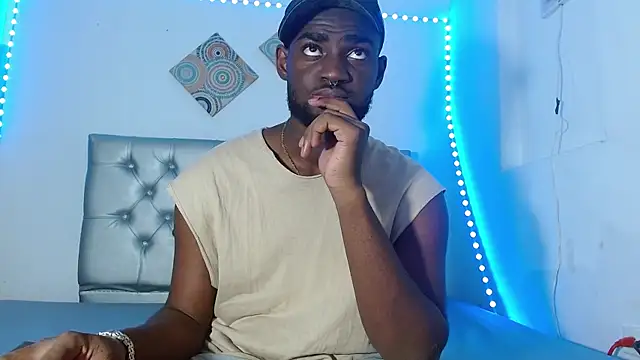 eebony stallion online show from November 17, 6:22 pm