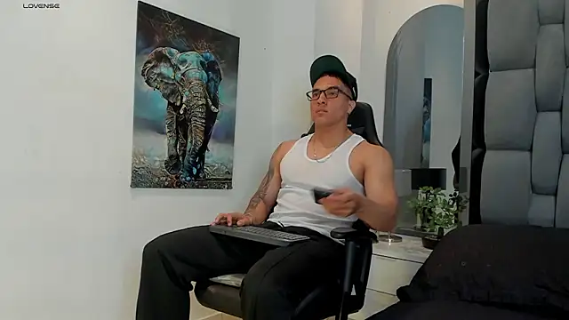 Dash Bukoski online show from February 18, 12:25 pm