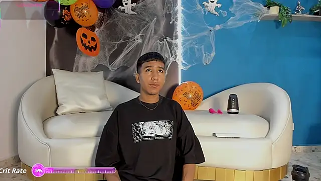 Snapshot of ender_h0t chatting on October 16, 2:03 pm ender h0t online show from October 16, 2:03 pm