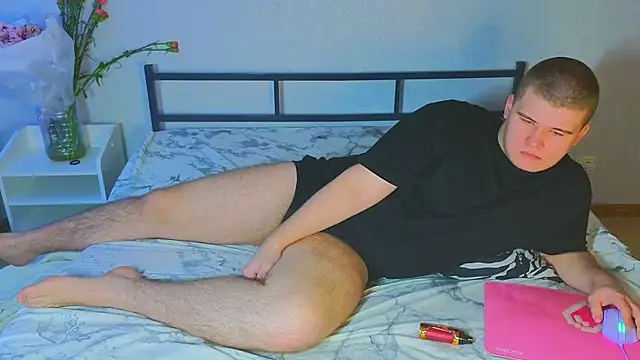 kittenmurr online show from November 12, 10:14 pm