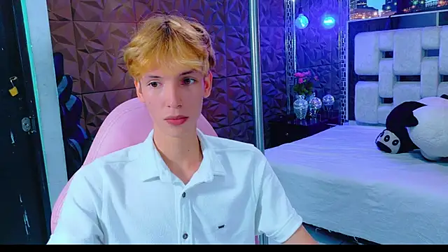 Snapshot of park_jimin1 chatting on October 15, 2:46 pm park jimin1 online show from October 15, 2:46 pm