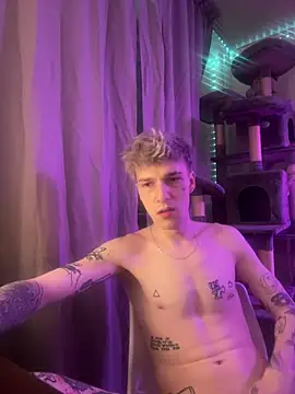 davesinner online show from February 22, 9:38 pm