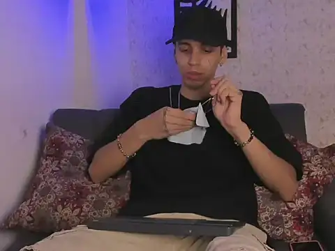 nicolai drake online show from September 19, 3:40 am