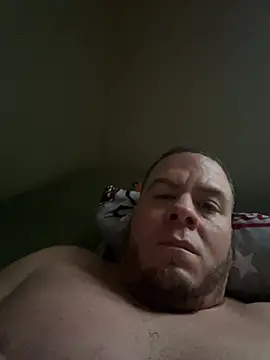 kev0n2389 online show from June 20, 1:27 pm